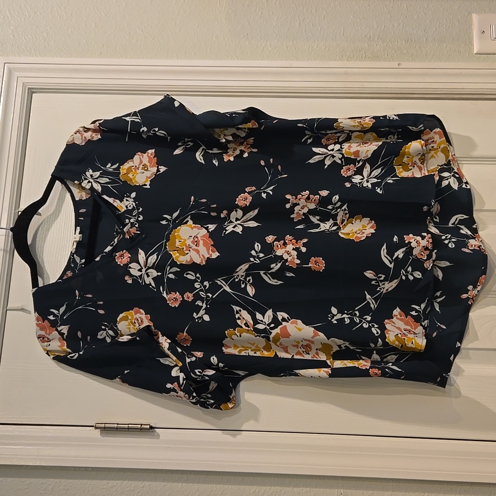 Short Sleeve Blouse